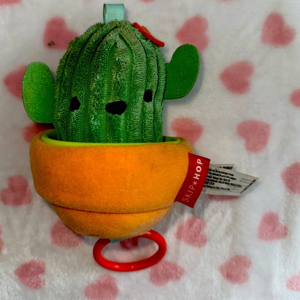 Skip Hop Retracting Vibrating 5" Plush Cactus in Pot Stuffed Animal Baby Toy